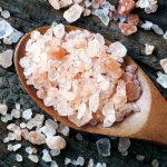 8 Health Benefits of Himalayan Pink Salt
