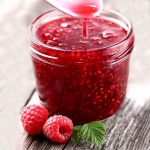 This Raspberry Chia Spread is the Jam